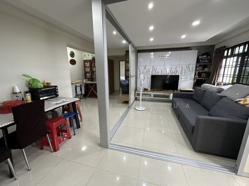 288B Jurong East Street 21, 288B Jurong East Street 21, 4 Bedrooms, 1,313 sqft, HDB Flat For Sale, by Gary H S Chua, 500214676 - Living Room - PropertyGuru.com.sg