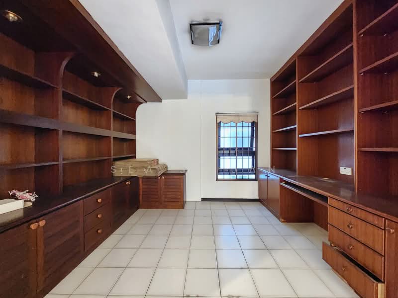 The Dairy Farm, 17 Dairy Farm Road, 4 Bedrooms, 1,948 sqft, Condominium For Sale, by Sea Su Jan, 500214685 - Family Room - PropertyGuru.com.sg