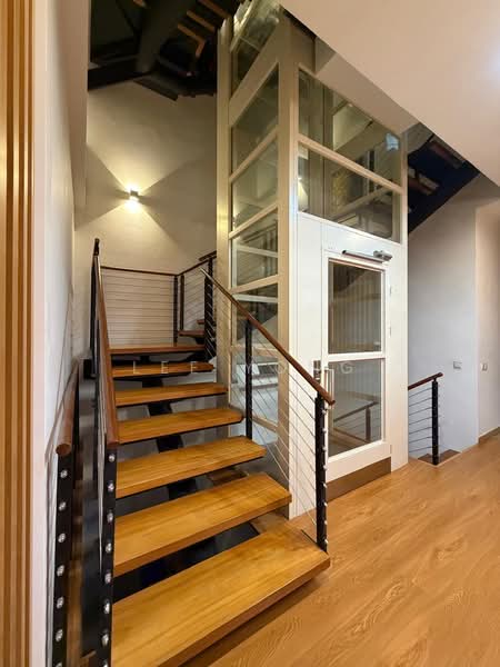 Unblocked greenery, 6800 sqft, corner landed, park many cars, Kerong walk , Kerong lane, 8 Bedrooms, 6,800 sqft, Corner Terrace For Sale, by Lee Yong, 500214688 - Interior - PropertyGuru.com.sg
