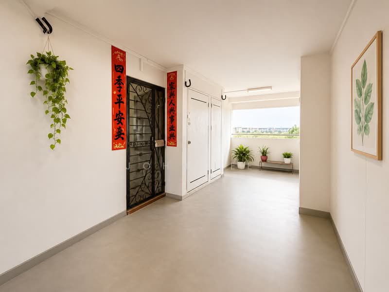 568 Pasir Ris Street 51, 568 Pasir Ris Street 51, 4 Bedrooms, 1,324 sqft, HDB Flat For Sale, by John Lee, 500214696 - Corridor - PropertyGuru.com.sg