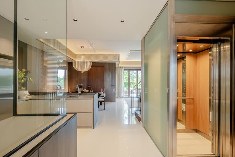 Parksuites, 18 Holland Grove Road, 4 Bedrooms, 3,068 sqft, Condominium For Sale, by Kalpana Mehta, 500214697 - Interior - PropertyGuru.com.sg