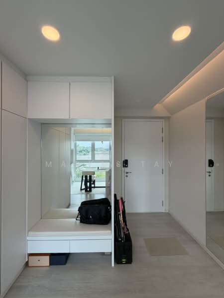 Roots @ Transit, 9 Transit Road, 3 Bedrooms, 1,326 sqft, Apartment For Sale, by Markus Tay, 500214709 - Entrance & seating - PropertyGuru.com.sg