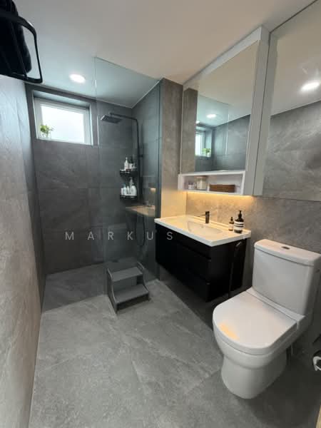 Roots @ Transit, 9 Transit Road, 3 Bedrooms, 1,326 sqft, Apartment For Sale, by Markus Tay, 500214709 - Bathroom - PropertyGuru.com.sg