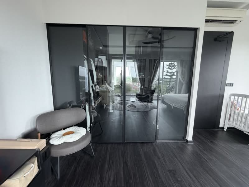 Roots @ Transit, 9 Transit Road, 3 Bedrooms, 1,326 sqft, Apartment For Sale, by Markus Tay, 500214709 - Vanity - PropertyGuru.com.sg