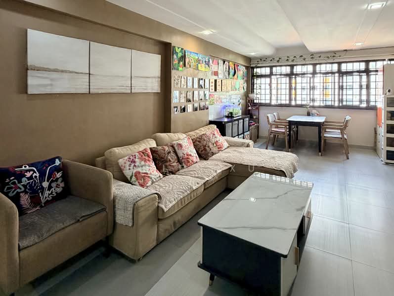 772 Bedok Reservoir View, 772 Bedok Reservoir View, 3 Bedrooms, 1,130 sqft, HDB Flat For Sale, by Helen Xu, 500214718 - Living Room - PropertyGuru.com.sg
