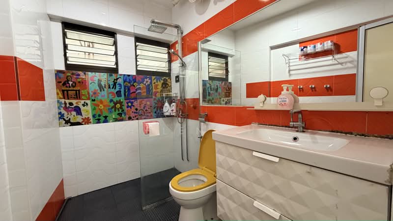 772 Bedok Reservoir View, 772 Bedok Reservoir View, 3 Bedrooms, 1,130 sqft, HDB Flat For Sale, by Helen Xu, 500214718 - Bathroom - PropertyGuru.com.sg