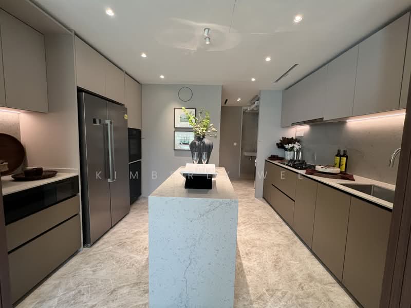 Dunearn House, 762 Dunearn Road, 4 Bedrooms, 1,184 sqft, Condominium For Sale, by Kimberly Wee, 500214724 - Kitchen - PropertyGuru.com.sg