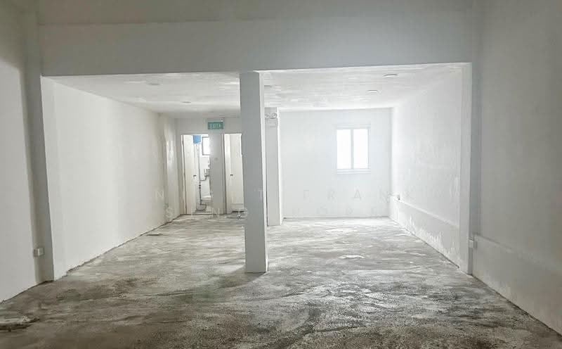 The Rail Mall, 380 Upper Bukit Timah Road, Dairy Farm / Bukit Panjang / Choa Chu Kang, 1,141 sqft, Other Retail For Rent, by IVY GOH, 500214736 - Interior - CommercialGuru.com.sg