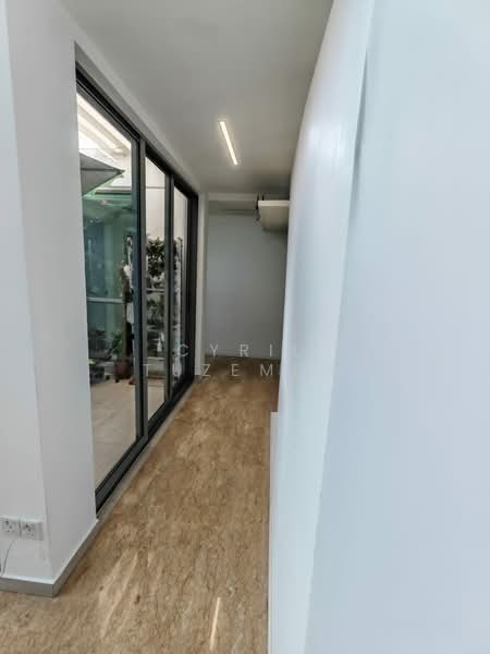 Tanamera Crest, 6 Pari Dedap Walk, 4 Bedrooms, 2,013 sqft, Condominium For Rent, by Cyril Tuzemen, 500214737 - Corridor - PropertyGuru.com.sg