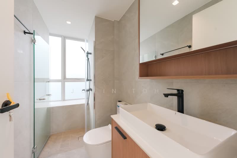 The Parc Condominium, 15 West Coast Walk, 4 Bedrooms, 1,507 sqft, Condominium For Rent, by Jolin Toh, 500214750 - Bathroom - PropertyGuru.com.sg