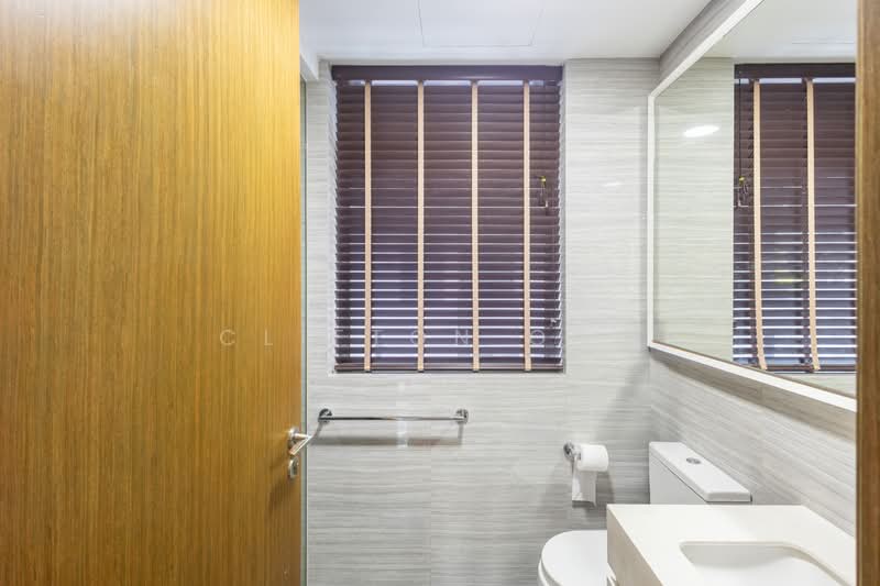Riverbank at Fernvale, 15 Fernvale Close, 4 Bedrooms, 1,238 sqft, Condominium For Sale, by Clifton Ong, 500214758 - Bathroom - PropertyGuru.com.sg