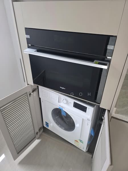 One 33 Residences, Lorong L Telok Kurau, 2 Bedrooms, 1,152 sqft, Apartment For Rent, by Eric Goh, 500214762 - Kitchen - PropertyGuru.com.sg