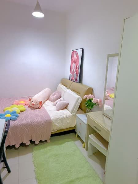 Orchard Towers, 1 Claymore Drive, Room Rental, 100 sqft, Condominium For Rent, by ling, 500214778 - Bedroom - PropertyGuru.com.sg