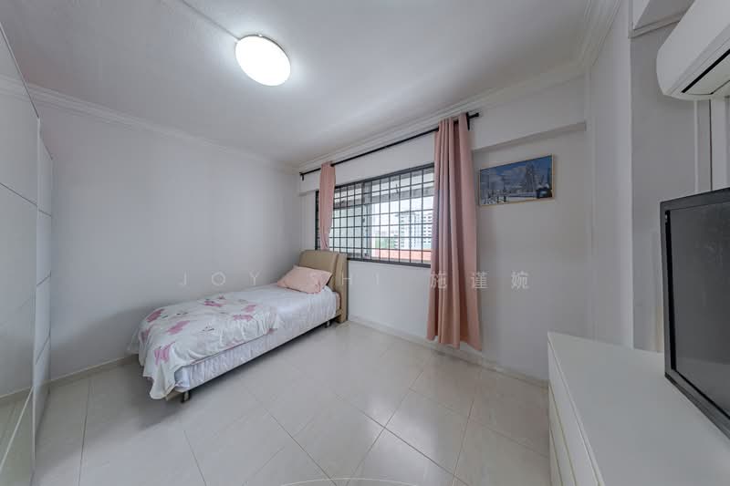 759 Choa Chu Kang North 5, 759 Choa Chu Kang North 5, 4 Bedrooms, 1,572 sqft, HDB Flat For Sale, by Joy Shi 施谨婉, 500214779 - Bedroom - PropertyGuru.com.sg