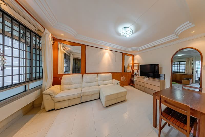 759 Choa Chu Kang North 5, 759 Choa Chu Kang North 5, 4 Bedrooms, 1,572 sqft, HDB Flat For Sale, by Joy Shi 施谨婉, 500214779 - Living Room - PropertyGuru.com.sg