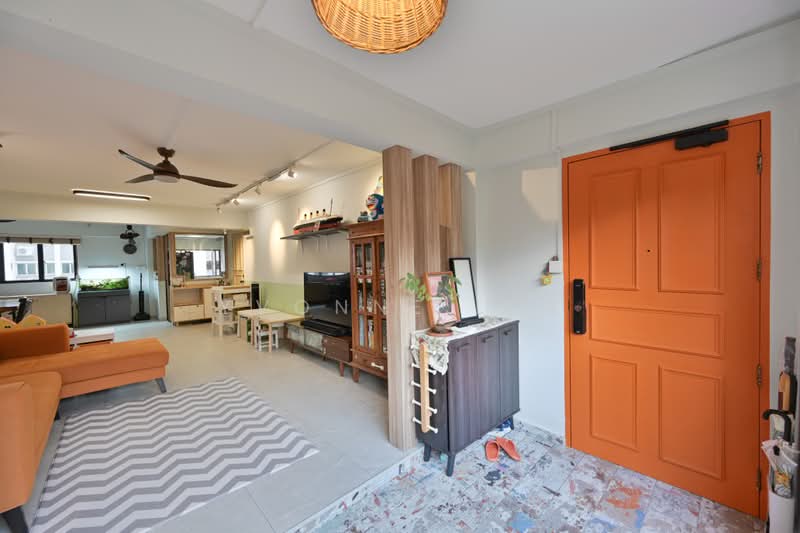 116 Serangoon North Avenue 1, 116 Serangoon North Avenue 1, 3 Bedrooms, 1,301 sqft, HDB Flat For Sale, by Yvonne Lim, 500214780 - Living Room - PropertyGuru.com.sg