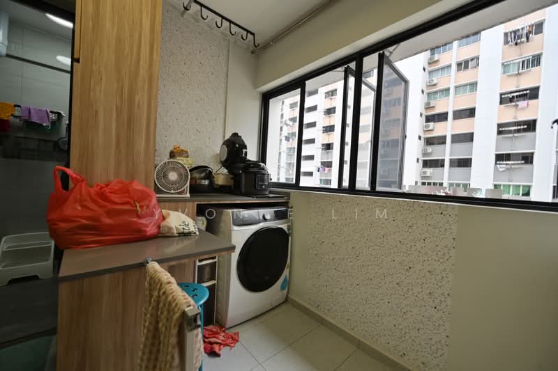 116 Serangoon North Avenue 1, 116 Serangoon North Avenue 1, 3 Bedrooms, 1,301 sqft, HDB Flat For Sale, by Yvonne Lim, 500214780 - Balcony - PropertyGuru.com.sg