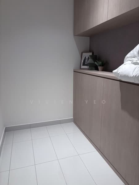 Parksuites, 18 Holland Grove Road, 4 Bedrooms, 3,068 sqft, Condominium For Sale, by Vivien Yeo, 500214786 - Interior - PropertyGuru.com.sg