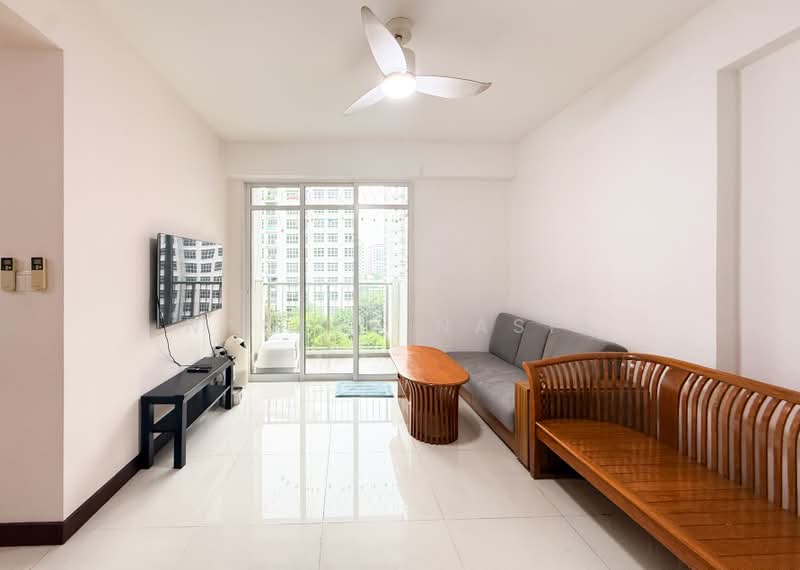 289A Compassvale Crescent, 289A Compassvale Crescent, 3 Bedrooms, 1,033 sqft, HDB Flat For Sale, by Nadiah Nasir, 500214787 - Living Room - PropertyGuru.com.sg