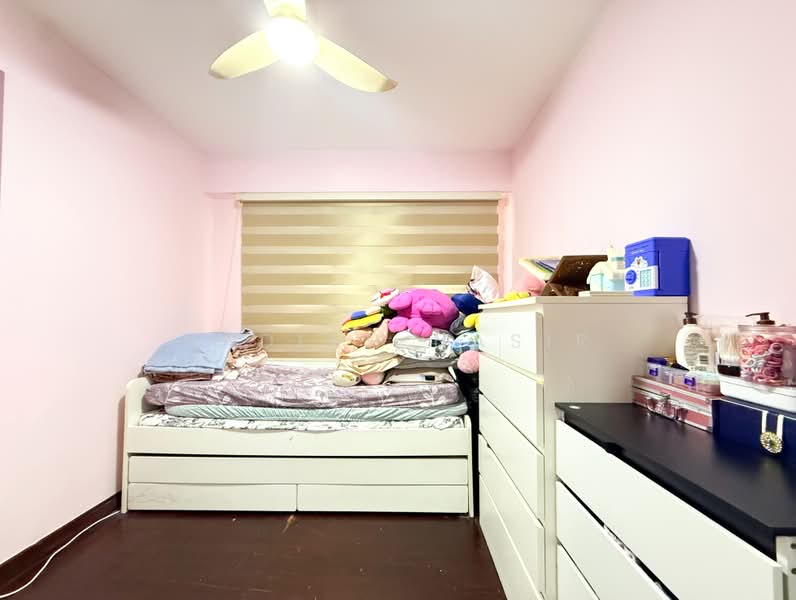 289A Compassvale Crescent, 289A Compassvale Crescent, 3 Bedrooms, 1,033 sqft, HDB Flat For Sale, by Nadiah Nasir, 500214787 - Bedroom - PropertyGuru.com.sg