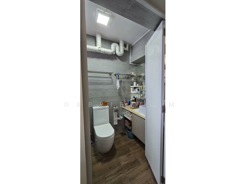 5A Marsiling Drive, 5A Marsiling Drive, 3 Bedrooms, 1,184 sqft, HDB Flat For Sale, by Gabriel Lim, 500214796 - Master Bathroom - PropertyGuru.com.sg