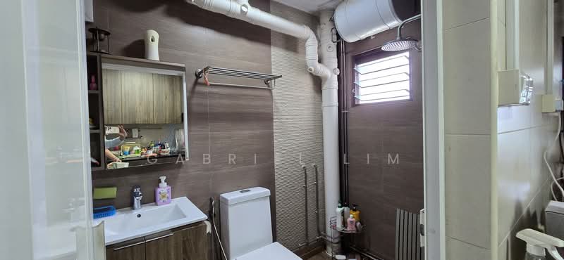 5A Marsiling Drive, 5A Marsiling Drive, 3 Bedrooms, 1,184 sqft, HDB Flat For Sale, by Gabriel Lim, 500214796 - Common Bathroom - PropertyGuru.com.sg