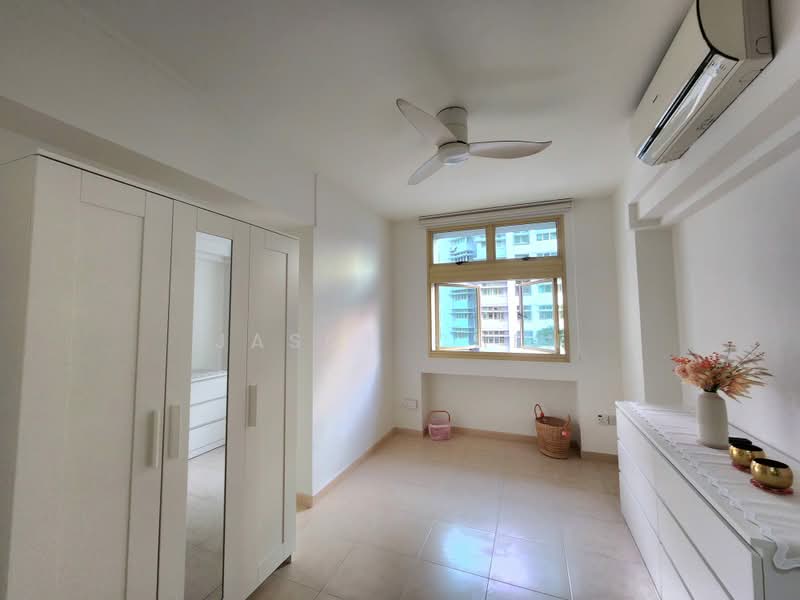 116 Edgefield Plains, 116 Edgefield Plains, 4 Bedrooms, 1,399 sqft, HDB Flat For Rent, by Jason Chen, 500214801 - Bedroom - PropertyGuru.com.sg