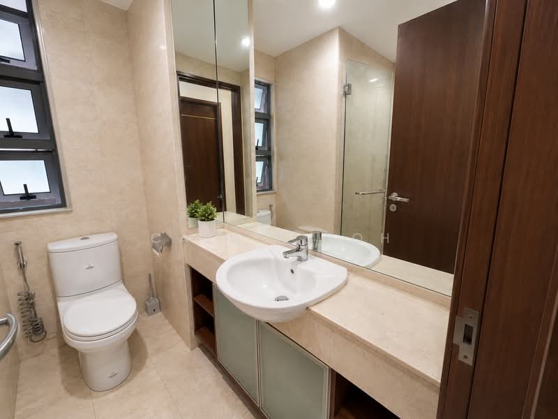Pasadena, 2A Derbyshire Road, 3 Bedrooms, 1,496 sqft, Condominium For Sale, by Calvin Goh, 500214814 - Common Bathroom View 1 - PropertyGuru.com.sg
