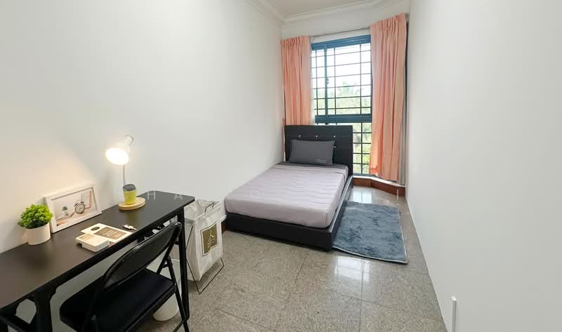 Westcove Condo, 10 West Coast Crescent, Room Rental, 100 sqft, Condominium For Rent, by Charlotte Lin, 500214816 - Room 2 - PropertyGuru.com.sg