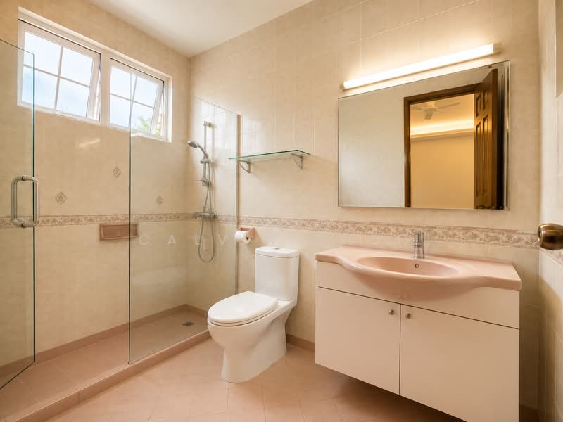 35 Wilkinson Road, Goodman Road, Wilkinson Road, Branksome Road, 7 Bedrooms, 4,387 sqft, Semi-Detached House For Rent, by Calvin Choh, 500214821 - Bathroom - PropertyGuru.com.sg