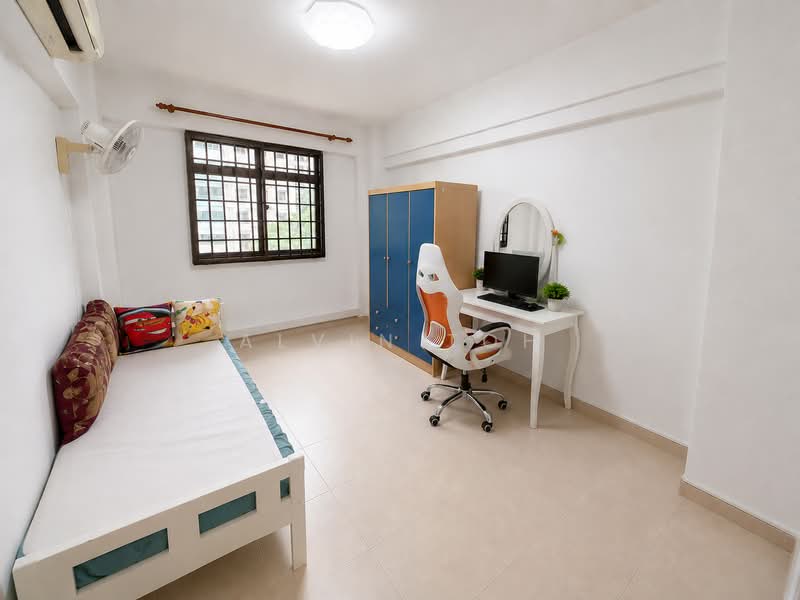 510 Woodlands Drive 14, 510 Woodlands Drive 14, 4 Bedrooms, 1,345 sqft, HDB Flat For Sale, by Alvin Toh, 500214833 - Bedroom - PropertyGuru.com.sg