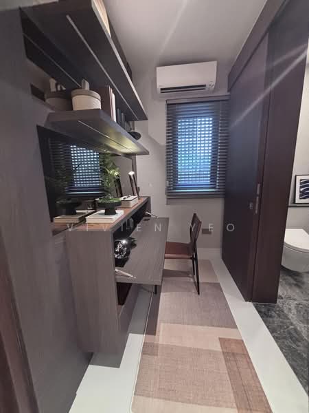Parksuites, 18 Holland Grove Road, 2 Bedrooms, 786 sqft, Condominium For Sale, by Vivien Yeo, 500214849 - Study - PropertyGuru.com.sg