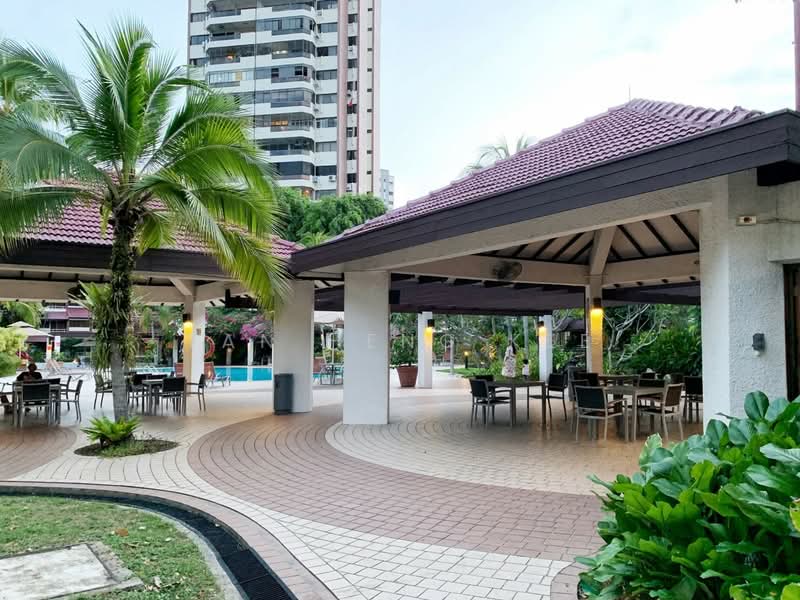 Eastern Lagoon II, 204 Upper East Coast Road, 1 Bedroom, 721 sqft, Condominium For Sale, by Tan Heng Kee, 500214851 - Exterior - PropertyGuru.com.sg