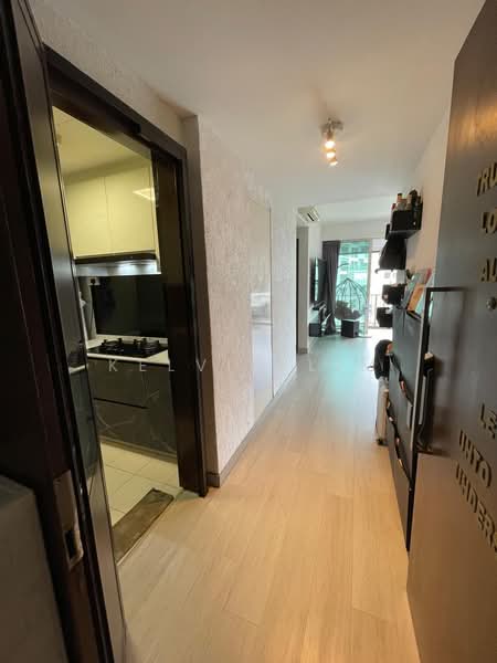 Watercolours, 25 Pasir Ris Link, 2 Bedrooms, 786 sqft, Executive Condominium For Sale, by Kelvin Lim, 500214854 - Kitchen - PropertyGuru.com.sg