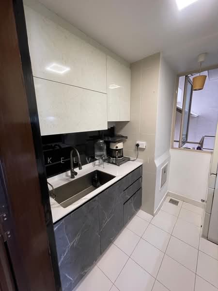 Watercolours, 25 Pasir Ris Link, 2 Bedrooms, 786 sqft, Executive Condominium For Sale, by Kelvin Lim, 500214854 - Kitchen - PropertyGuru.com.sg