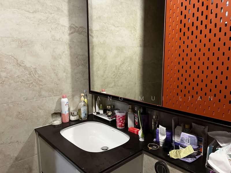 The Tre Ver, 60 Potong Pasir Avenue 1, 2 Bedrooms, 689 sqft, Condominium For Rent, by Joyce Chang Mui Lian, 500214862 - Bathroom - PropertyGuru.com.sg
