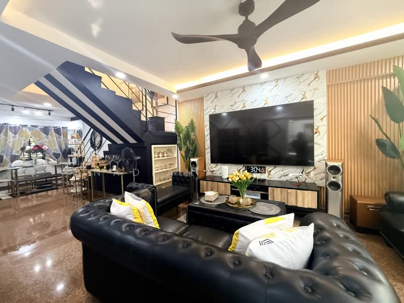 163 Yung Ping Road, 163 Yung Ping Road, 4 Bedrooms, 1,550 sqft, HDB Flat For Sale, by Nadiah Nasir, 500214866 - Living Room - PropertyGuru.com.sg