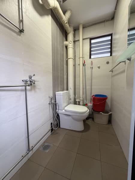 319 Bukit Batok Street 33, 319 Bukit Batok Street 33, 3 Bedrooms, 904 sqft, HDB Flat For Sale, by Mohamed Yaseen, 500214867 - PropertyGuru.com.sg
