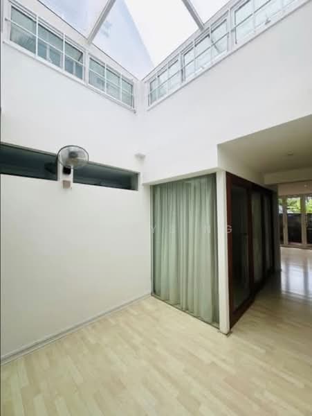 Bartley Rise Estate, Eden Grove, Inter Terrace, Near Woodleigh MRT, Bartley Road, 3 Bedrooms, 1,500 sqft, Terraced House For Rent, by Gladys Ng, 500214874 - Interior - PropertyGuru.com.sg