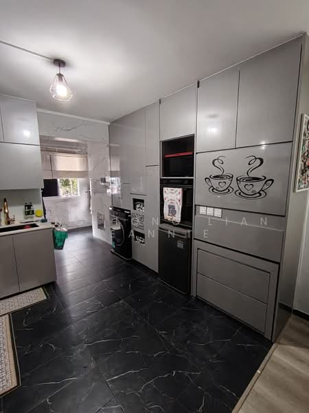 478 Pasir Ris Drive 4, 478 Pasir Ris Drive 4, 3 Bedrooms, 1,130 sqft, HDB Flat For Sale, by Ong Hong Lian Jeannie, 500214885 - Kitchen - PropertyGuru.com.sg