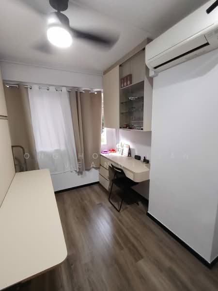 478 Pasir Ris Drive 4, 478 Pasir Ris Drive 4, 3 Bedrooms, 1,130 sqft, HDB Flat For Sale, by Ong Hong Lian Jeannie, 500214885 - Study - PropertyGuru.com.sg