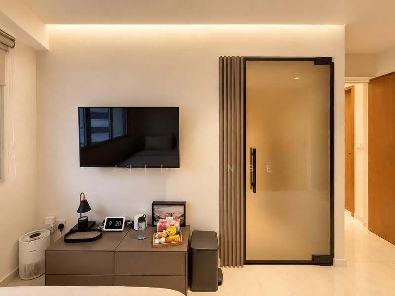 153A Bedok South Road, 153A Bedok South Road, 3 Bedrooms, 1,001 sqft, HDB Flat For Sale, by Jill Lange, 500214889 - Master Bedroom - PropertyGuru.com.sg
