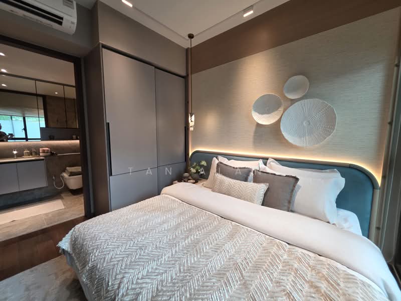Dunearn House, 764 Dunearn Road, 2 Bedrooms, 657 sqft, Condominium For Sale, by Tan Alan, 500214896 - Bedroom - PropertyGuru.com.sg