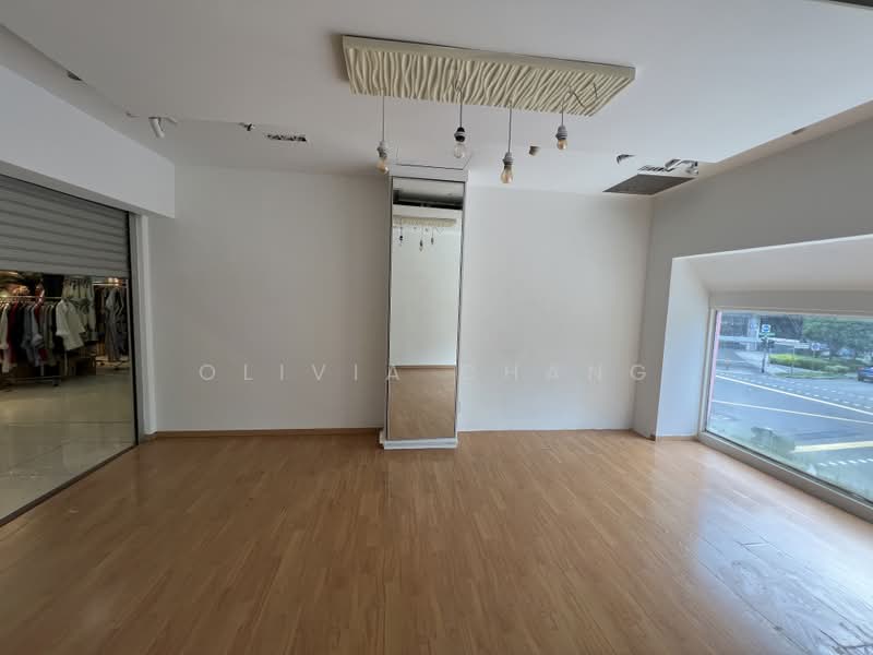 Holland Road Shopping Centre, 211 Holland Avenue, Tanglin / Holland / Bukit Timah, 240 sqft, Other Retail For Rent, by Olivia Chang, 500214897 - Interior - CommercialGuru.com.sg
