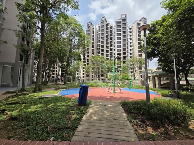 470 Segar Road, 470 Segar Road, 3 Bedrooms, 969 sqft, HDB Flat For Sale, by James Teoh CM, 500214898 - Exterior - PropertyGuru.com.sg