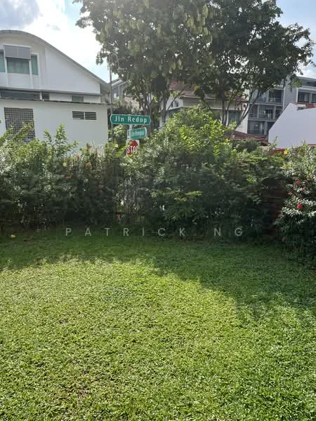 44 Jalan Redop, Jalan Redop, 3 Bedrooms, 2,000 sqft, Detached House For Rent, by Patrick Ng, 500214901 - Exterior - PropertyGuru.com.sg