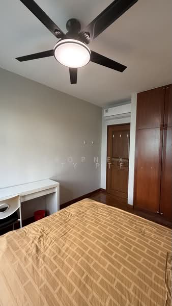 Eastvale, 33 Pasir Ris Drive 3, Room Rental, 120 sqft, Condominium For Rent, by RYAN CHEN ZIHAO, 500214937 - Bedroom - PropertyGuru.com.sg
