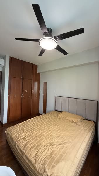 Eastvale, 33 Pasir Ris Drive 3, Room Rental, 120 sqft, Condominium For Rent, by RYAN CHEN ZIHAO, 500214937 - Bedroom - PropertyGuru.com.sg