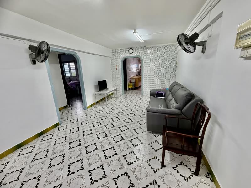 405 Ang Mo Kio Avenue 10, 405 Ang Mo Kio Avenue 10, 3 Bedrooms, 990 sqft, HDB Flat For Sale, by Sophia Ong, 500214949 - Living Room - PropertyGuru.com.sg
