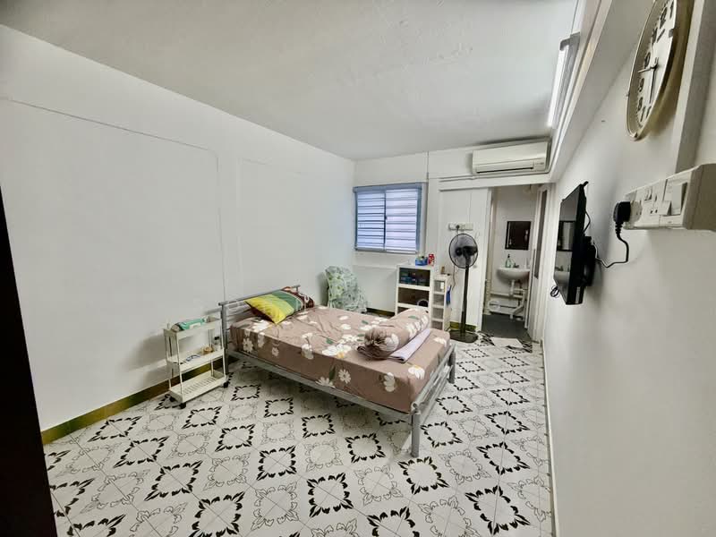 405 Ang Mo Kio Avenue 10, 405 Ang Mo Kio Avenue 10, 3 Bedrooms, 990 sqft, HDB Flat For Sale, by Sophia Ong, 500214949 - Bedroom - PropertyGuru.com.sg
